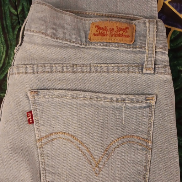 Levi's 524 Skinny Size 7 Light Wash Women's - Picture 2 of 7